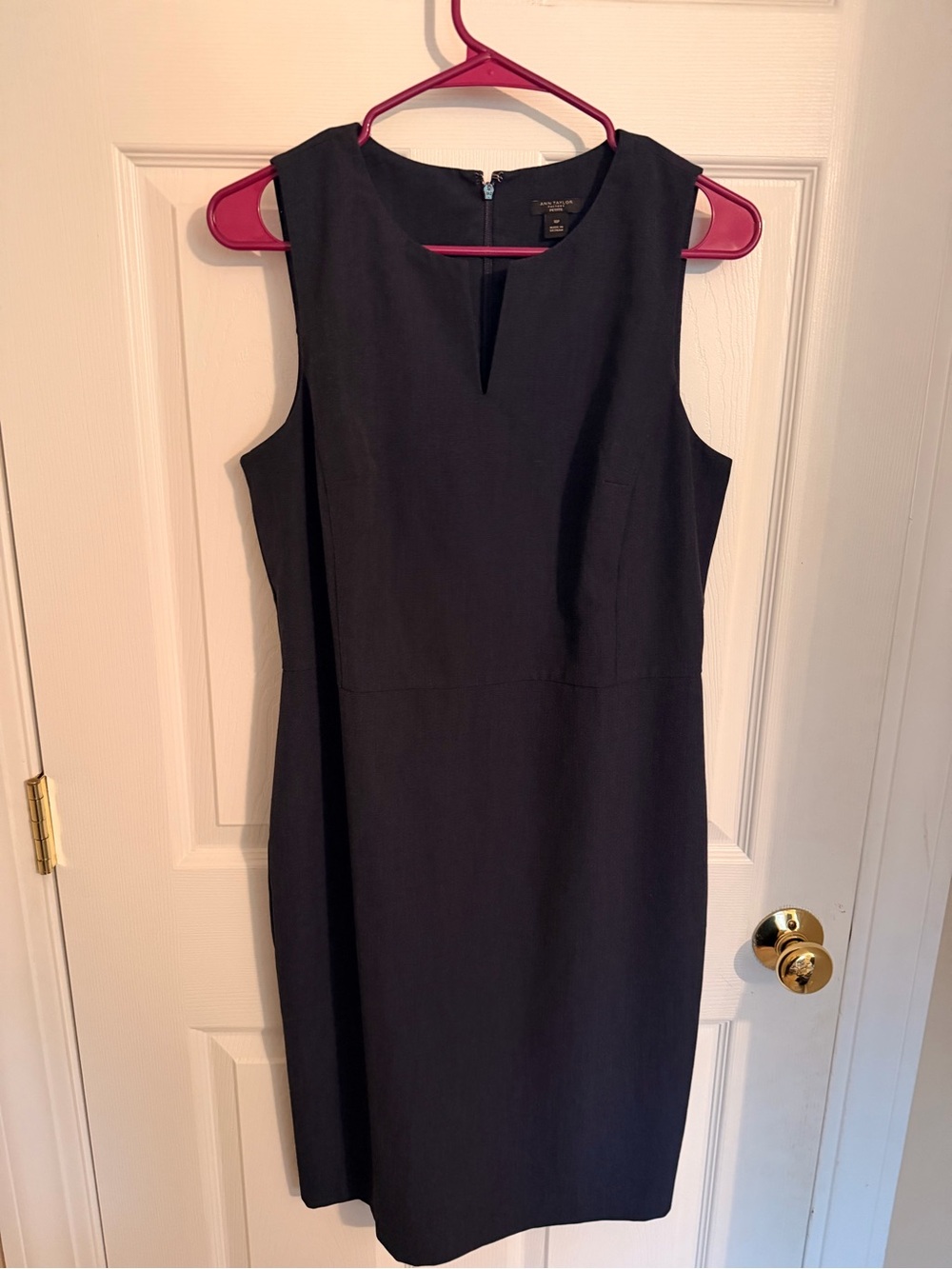 Ann Taylor Sleek Navy Sleeveless Sheath Dress